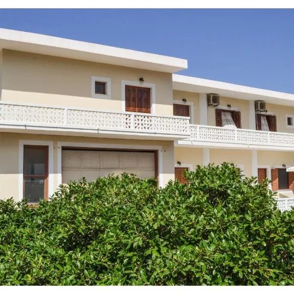 Blue Sky, hotel ve Frý