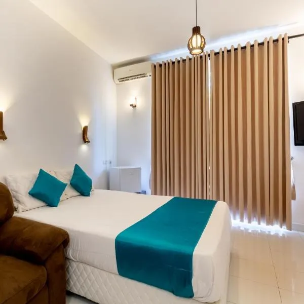 Royal Mount Hotel, hotel di Mount Lavinia