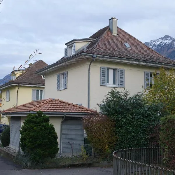 ARNOLDS Bed & Breakfast, hotel i Interlaken