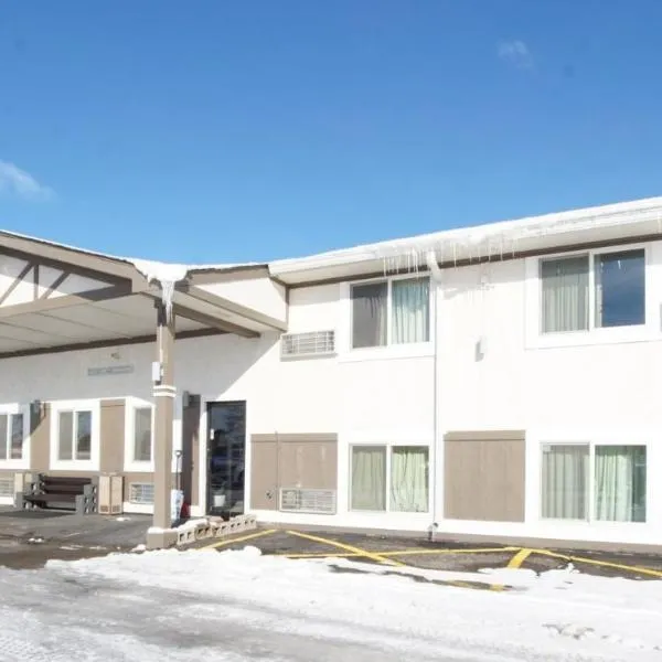 Faribault Hometown Inn & Suites, hotel v destinaci Faribault
