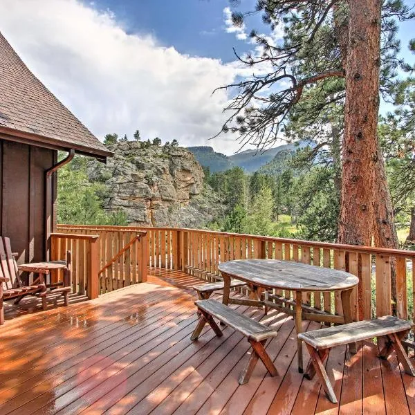 Peaceful Pines Estes Park Home Longs Peak View, hotel en Estes Park