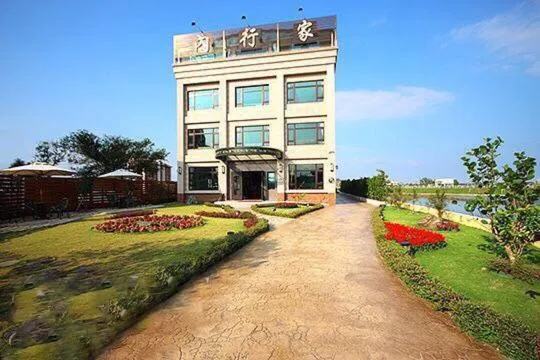 Lo Hong ka Countryside House, hotel in Luodong