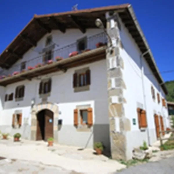 Casa Batit, hotel in Urtasun