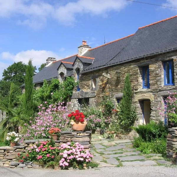 Le clos du Tay, готель у місті Les Fougerêts