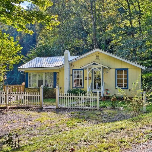 Mountain Cottage with Views Near Tail of the Dragon!, hotel v destinaci Fontana Village