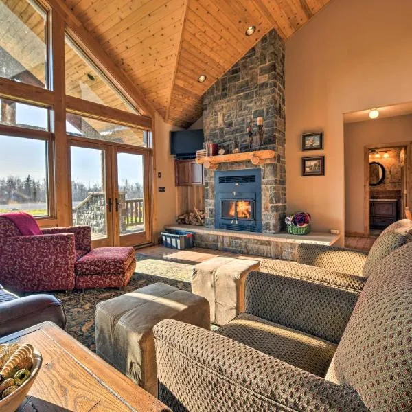 North Shore Luxury Cabin By Gooseberry Falls!, hotell i Castle Danger
