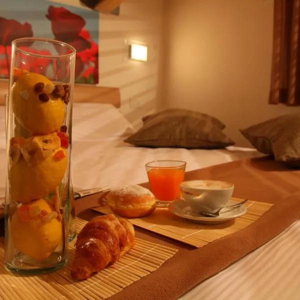 Residence Ilario Suite Hotel, hotel v destinaci Riccione