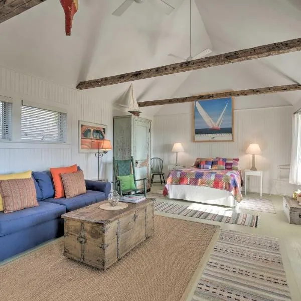 Pauls Cottage in Tenants Harbor, 1 Min to Shore, hotel in Tenants Harbor