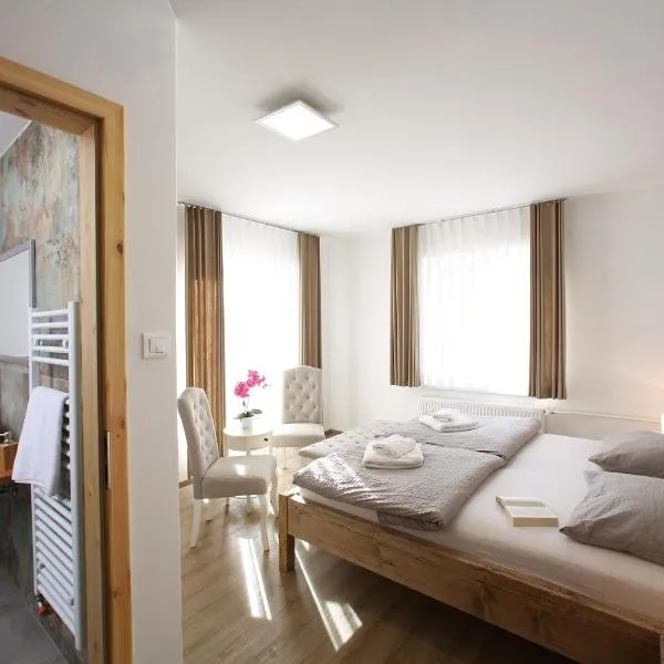 Hiša Pr'Pristavc, hotel v destinaci Bohinj