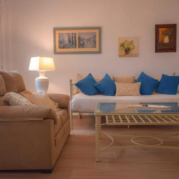 Santa Angela de la Cruz, hotel v destinaci Peñaflor