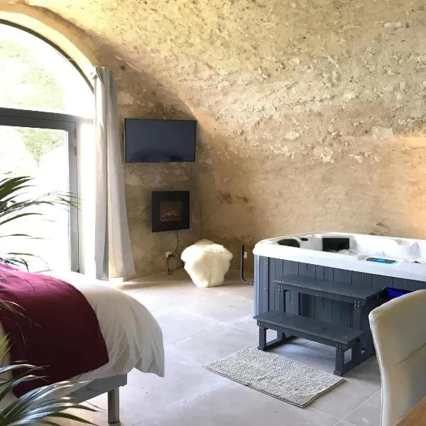 Paradise Love In Provence - loft en pierres - spa privatif, hotel en Vachères