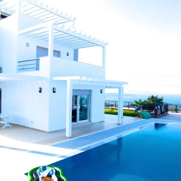 Luxury Villa with amazing view, Cesme, hotel em Cesme