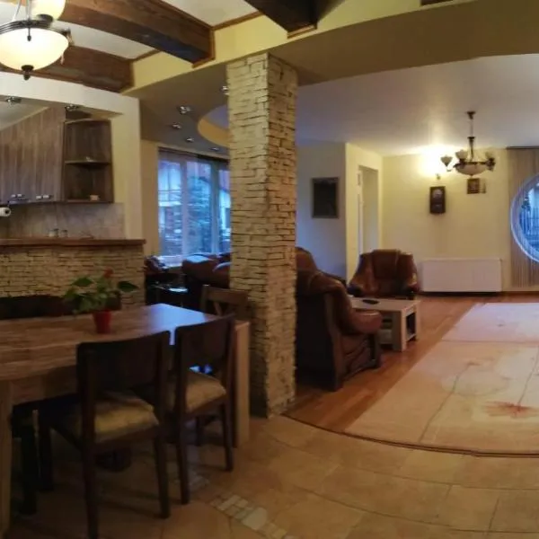 Vila Vladimir, hotel v destinaci Poiana Brašov