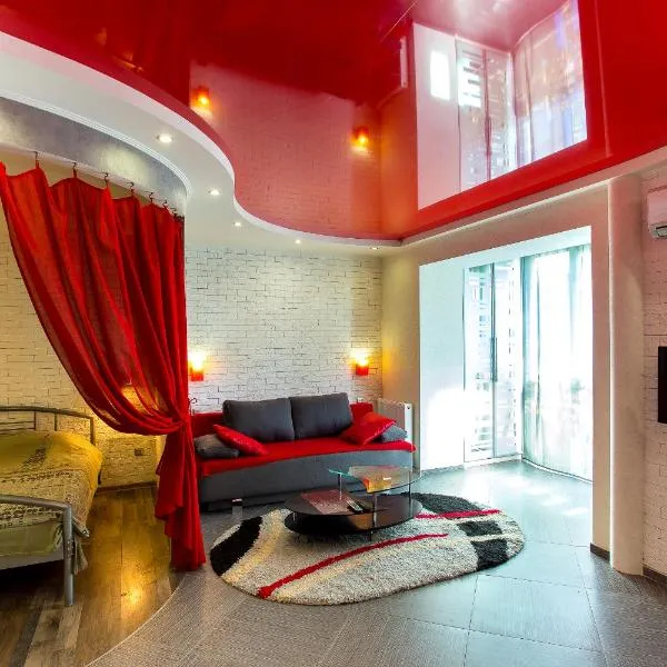 Люкс студия 1 комнатная,в центральном районе города, hotel v destinaci Mikolajiv
