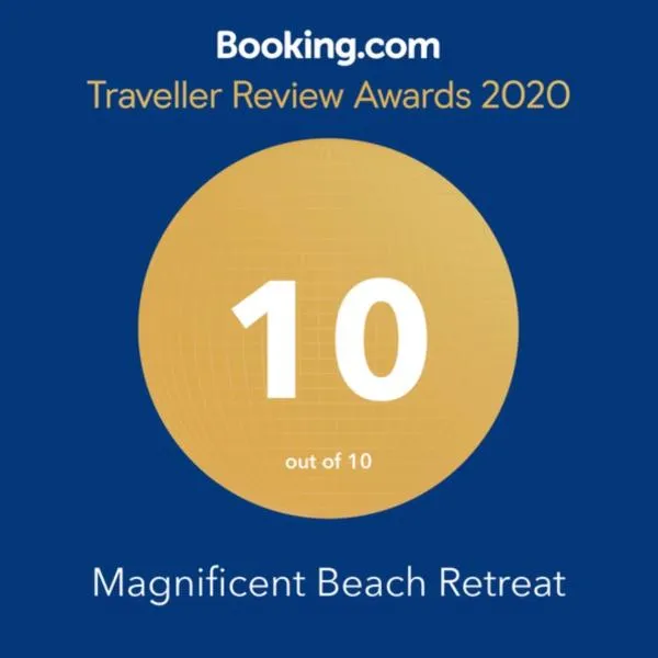 Magnificent Beach Retreat, hotel en Two Rocks