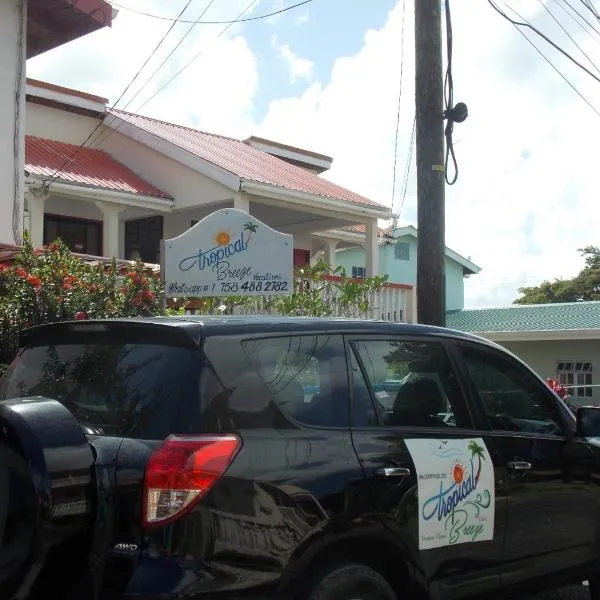 Tropical Breeze Vacation Home and Apartments, hotell i Gros Islet