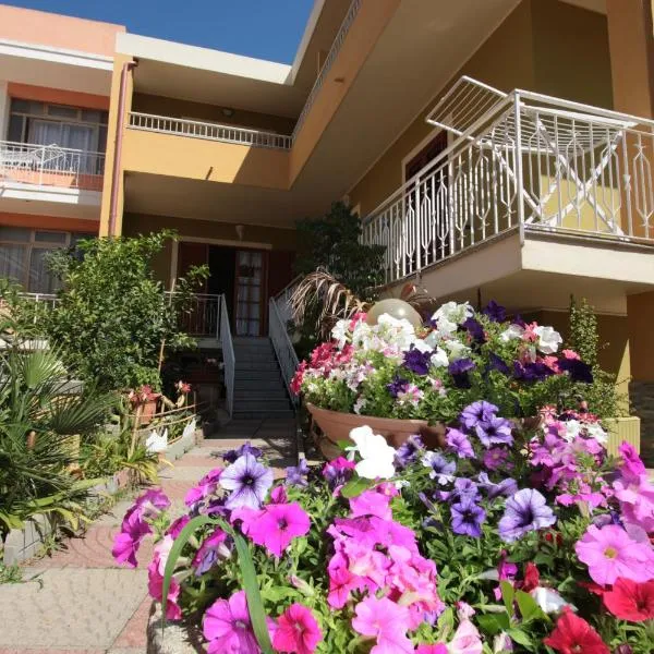 Affittacamere Sofy, hotel a Villasimius