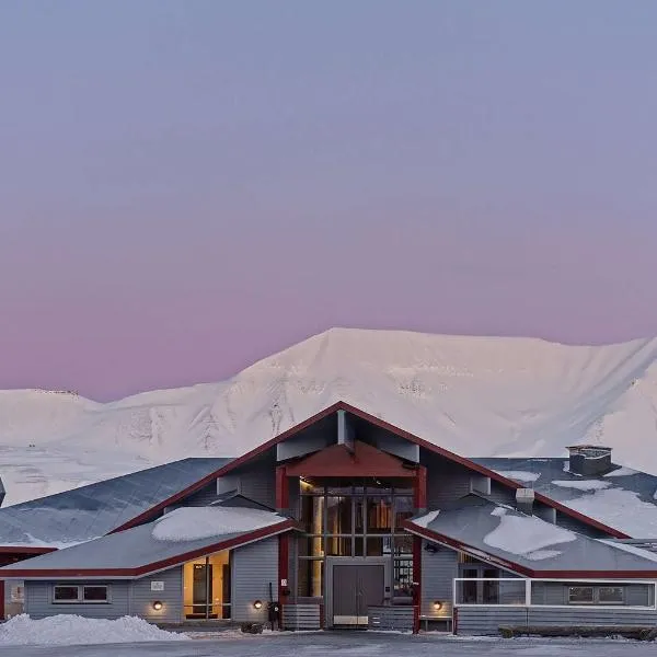 ラディソン ブルー ポーラー ホテル スピッツベルゲン（Radisson Blu Polar Hotel, Spitsbergen）、ロングイェールビーンのホテル