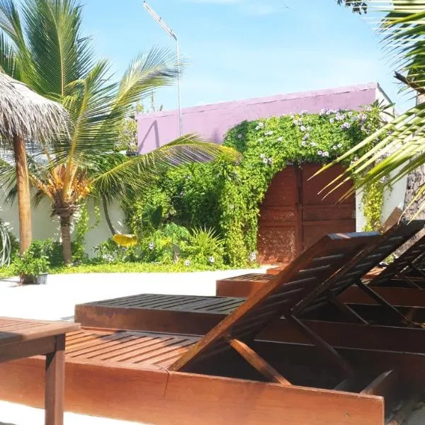 Faima Fishing Lodge at Daravandhoo, hotel en Maalhos