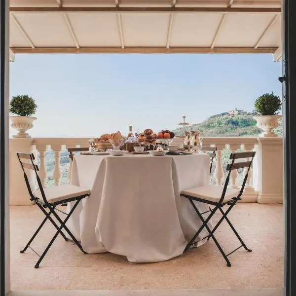 Alfresco luxury Villa with Heated pool, hotel a Montecatini Terme