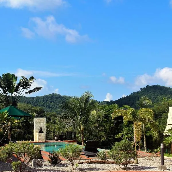 Villa Kelapa Langkawi, hotel in Kuah