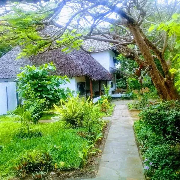 Diani Banda Cottages, hotel din Kwale