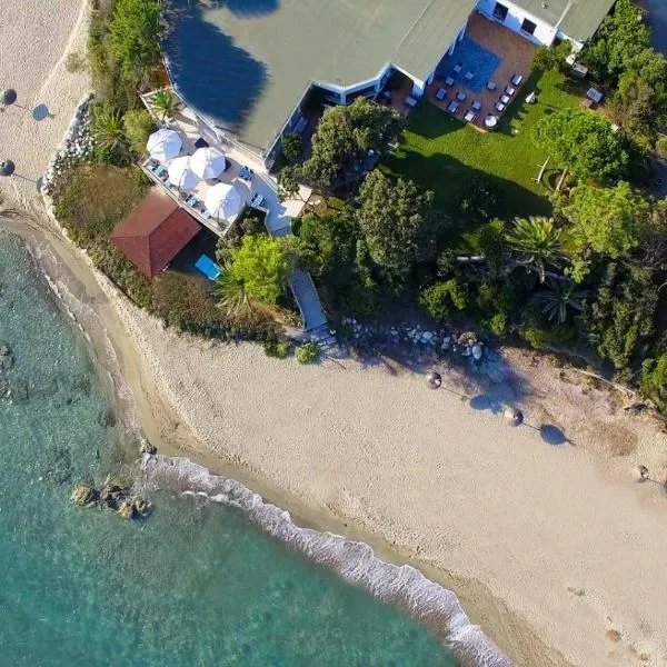 BAGHEERA Village Naturiste, hotel Linguizzetta városában 