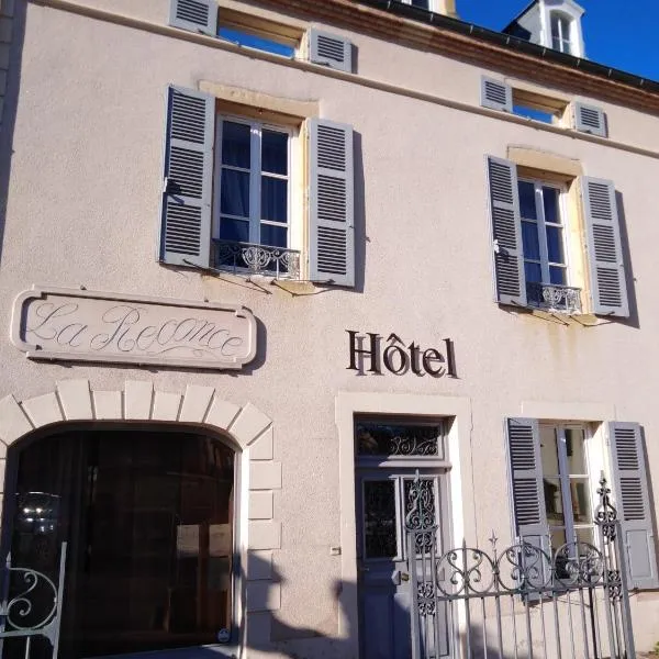 Hôtel La Reconce, hotel di Volesvres