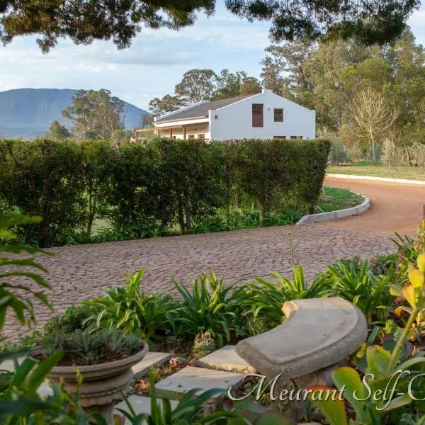 Meurant Self Catering Family Cottage, hotel em Riversdale