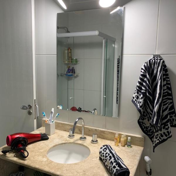 Apartamento COPANEMA Reformadíssimo no Posto 6, VENHAM - Foto 3