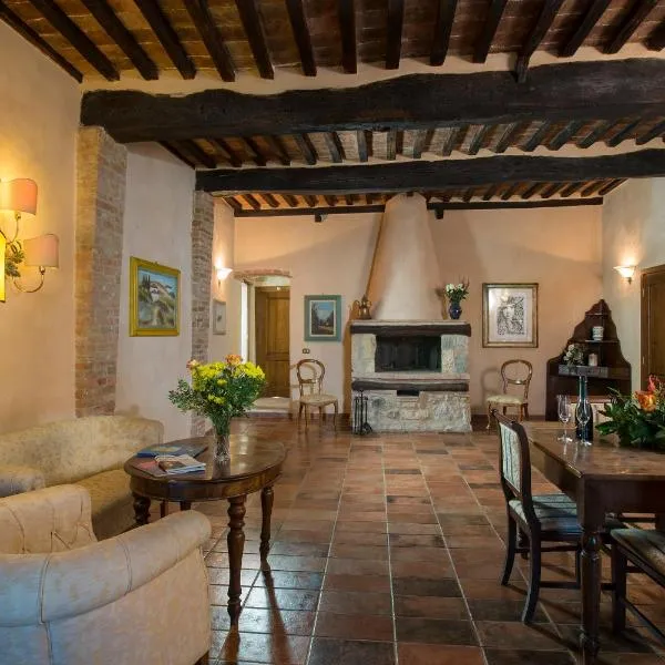 Camere Dentro Il Castello, hotel v destinácii Monteriggioni
