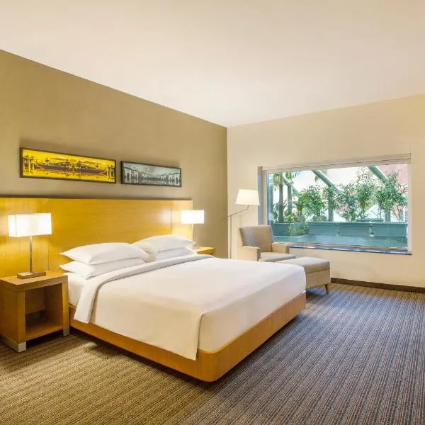 Hyatt Place Hyderabad Banjara Hills, hotel v destinaci Hajdarábád
