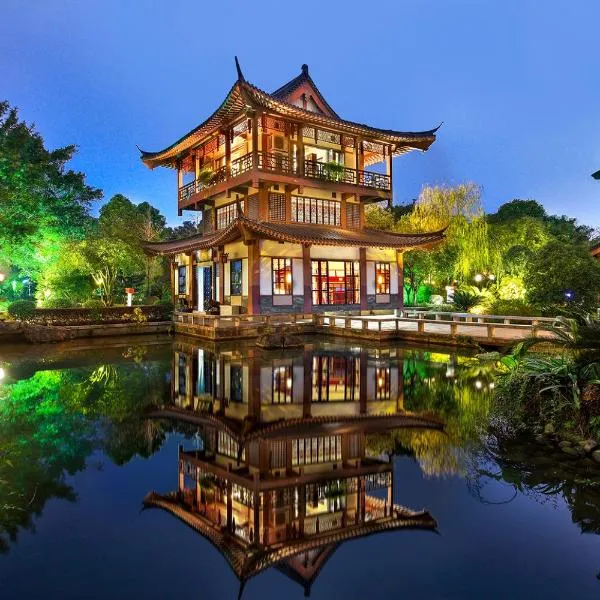 Guilin Yi Characteristic Hotel CoLTD, hotel v destinaci Kuej-lin