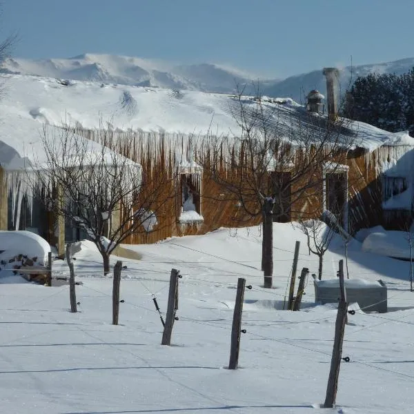 Gîte Equisud - Demi-pension inclus, hotel em Les Angles