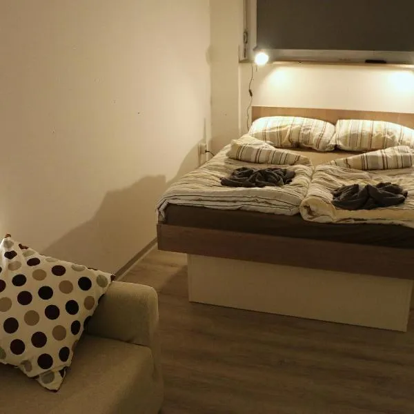 Hostel Tivoli, hotel in Ljubljana