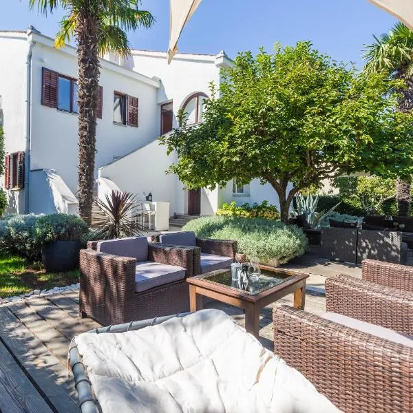 Apartments and rooms Villa Bori, hotel in Poreč