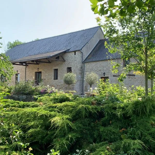 Holiday home Haras du Ry, hotel in Montmartin-en-Graignes