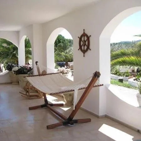 Villa Cristalda Relax e Natura – hotel w mieście Vieste