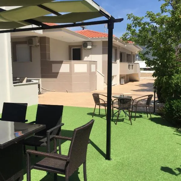 DeniaStella villas, hotel v destinaci Skala Potamias