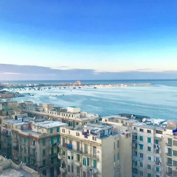 Downtown Sea View Suites, hotel v destinaci Alexandria