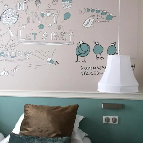 Hôtel des 3 Poussins, hotel em Paris
