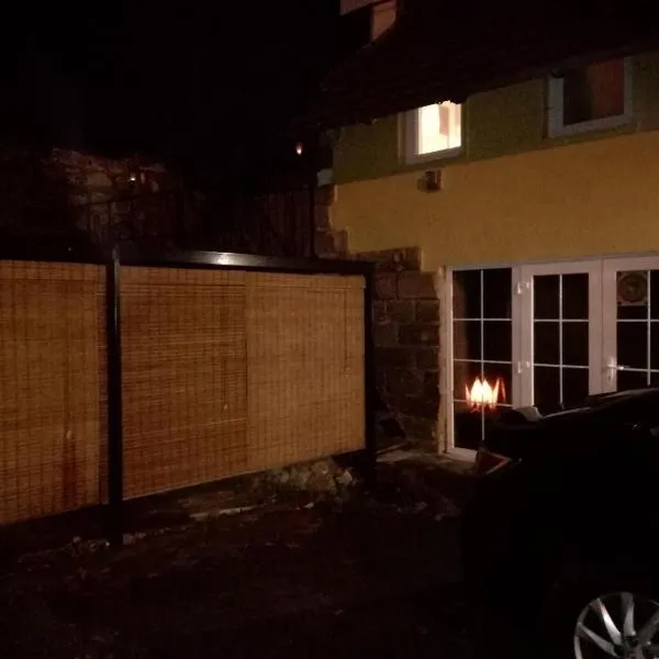 MotoHostel Wolter - apartmán Leme, hotel di Všeň