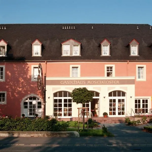 Gästehaus Moselkloster, hotel in Trittenheim