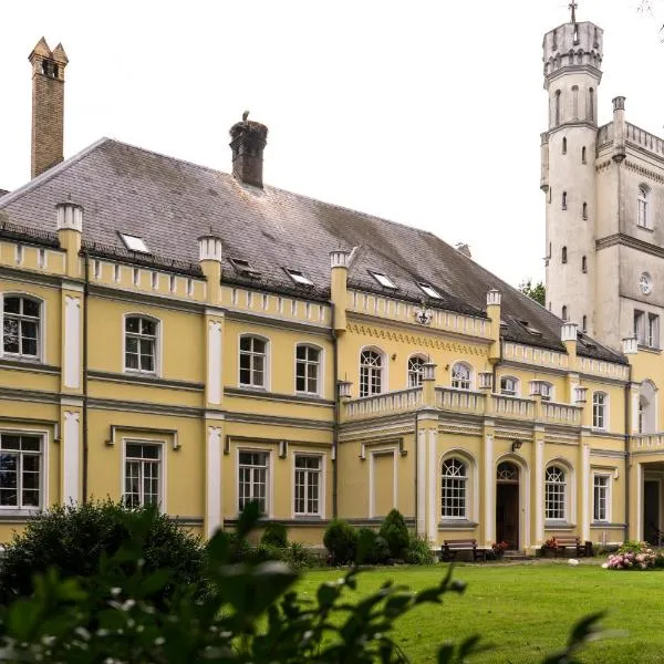 Pałac Pensjonat Ptaszynka, hotel v destinácii Gryfice