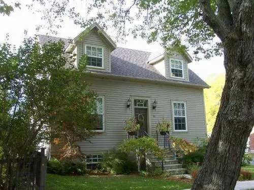 Antique Slumber Old Town Bed & Breakfast, hotel v destinaci Niagara on the Lake