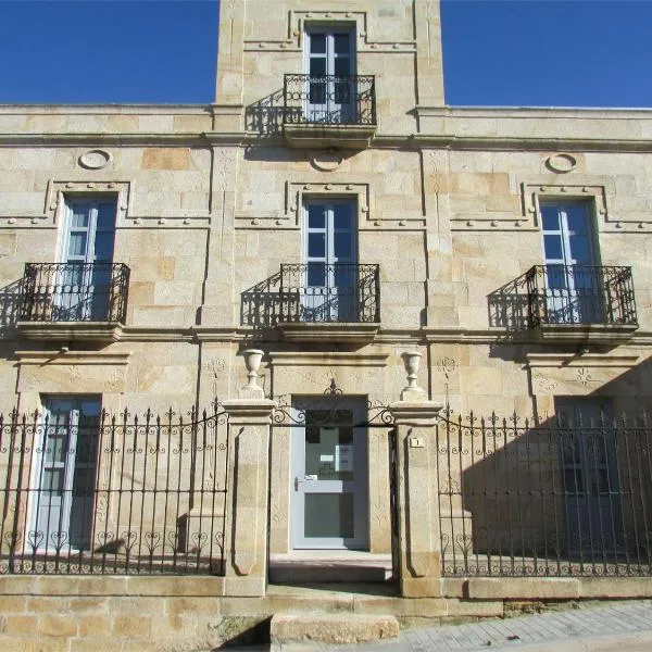 Posada Real El Brasilero, hotel in Hinojosa de Duero