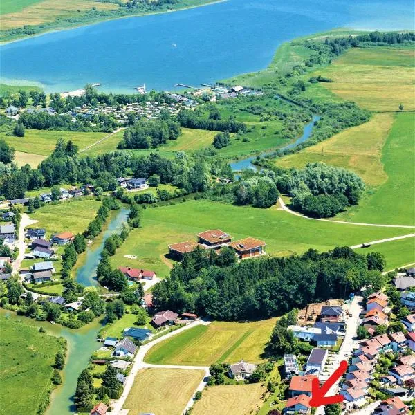 Haus am Weinberg II, hotel sa Seekirchen am Wallersee