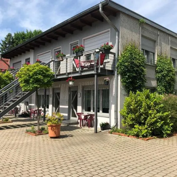 Viesnīca Apartmenthaus Zeuthen pilsētā Ceitene