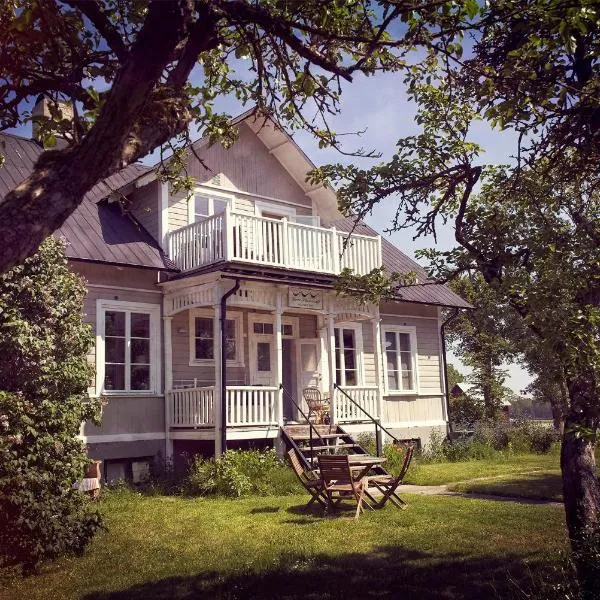 Three Pheasants Boutique Bed and Breakfast, hotel in Gotland