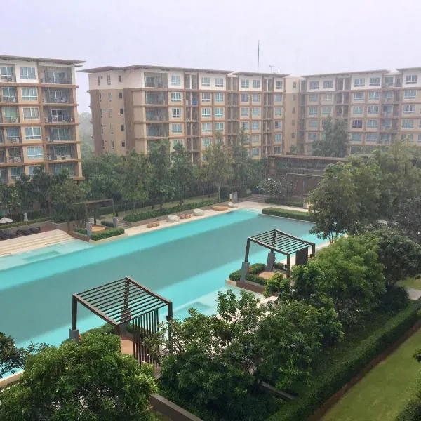 Baan Tew Lom Condo บ้านทิวลมคอนโด, hotel v destinaci Ča Am